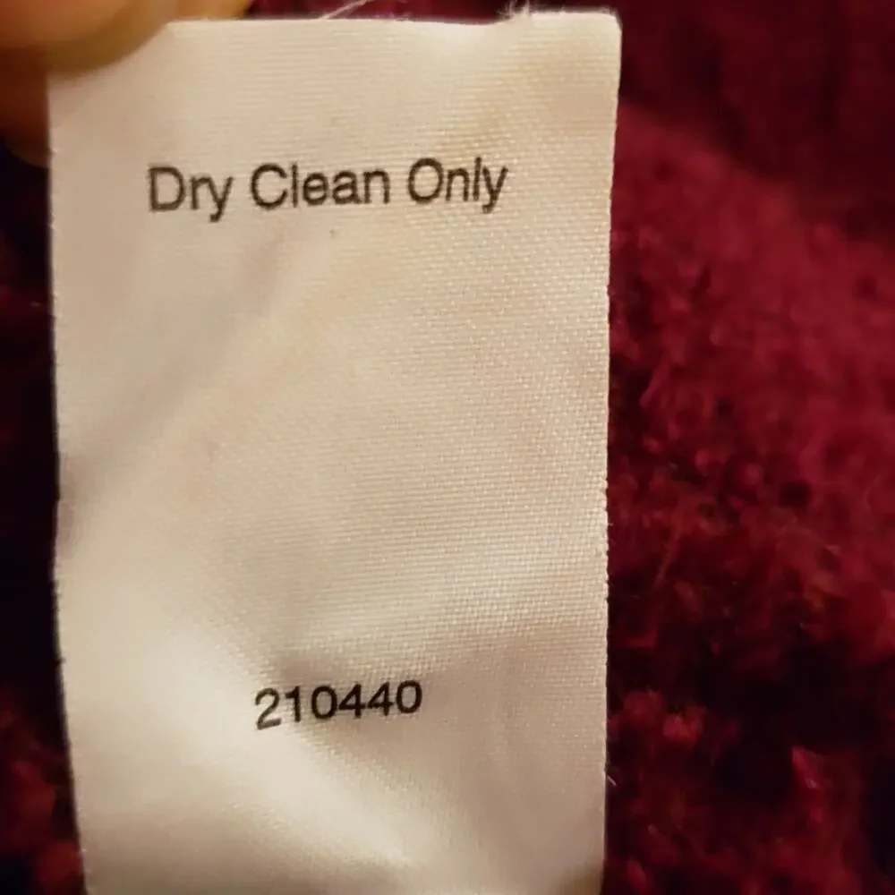 EUC CAbi frayed hem crop jacket blazer deep red pockets zipper Wool blend sz 8. - Picture 6 of 9